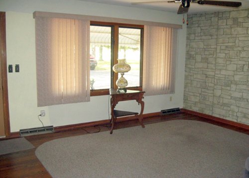 Property photo 1 - 3 Bedroom Ranch on 2 Wooded Acres
